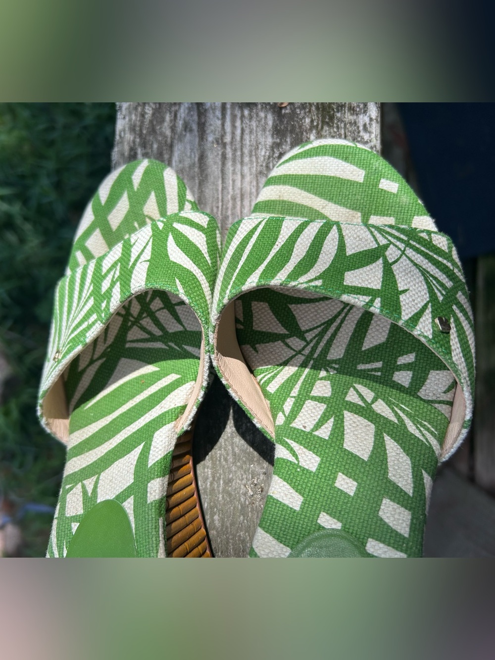 Kate Spade Meena Palm Green Canvas Bamboo Wedge Sandals Size 9 - Picture 15 of 17